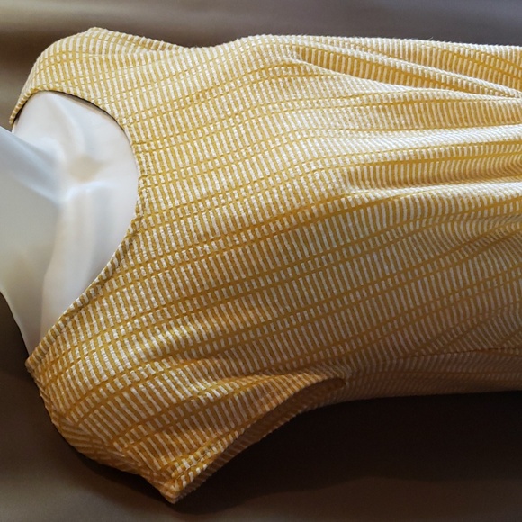 Anthropologie W5 Yellow & White Twist Front Striped Top Size S - Picture 2 of 10